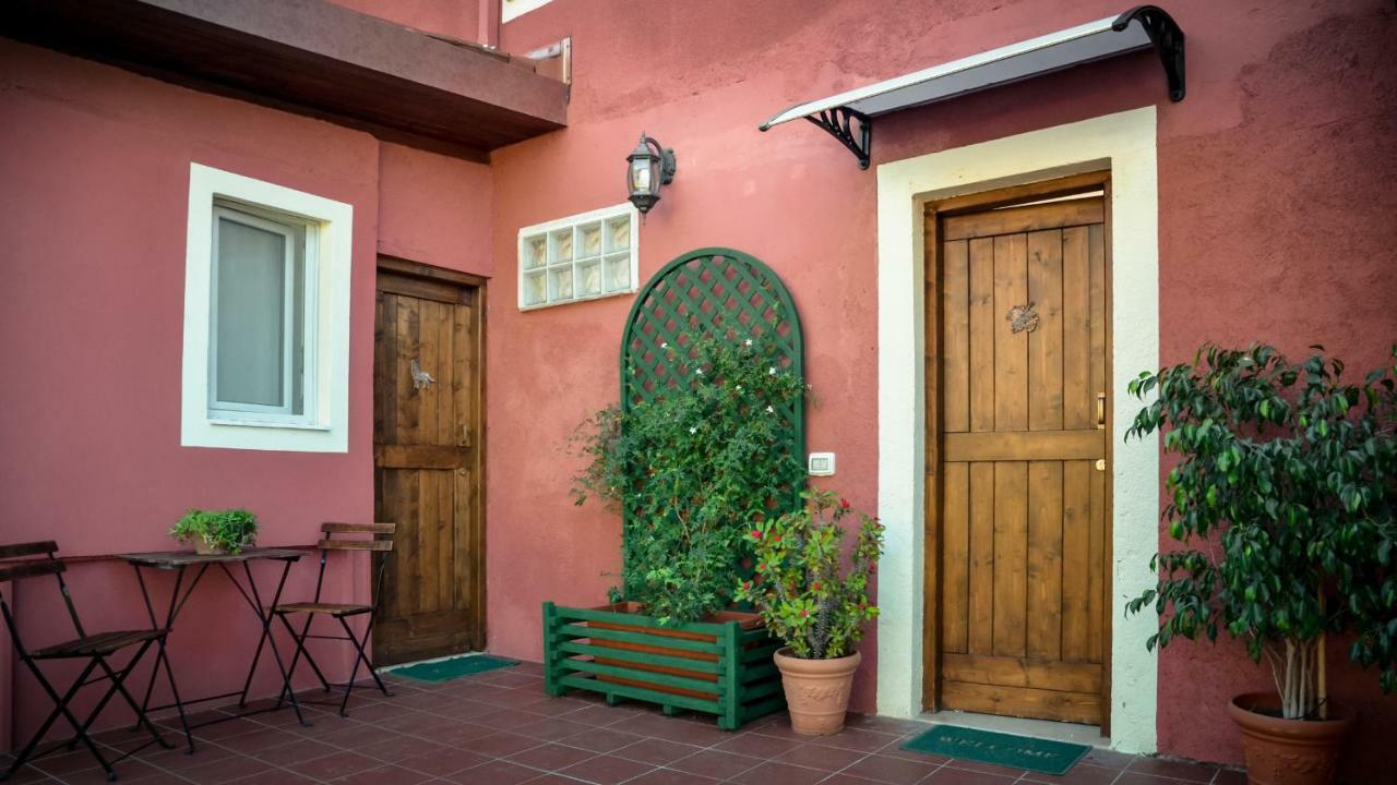 B&B il Lupo e la Quercia Castelnuovo Magra Esterno foto